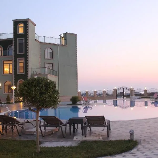 Khazar Inji, hotell Bakuus