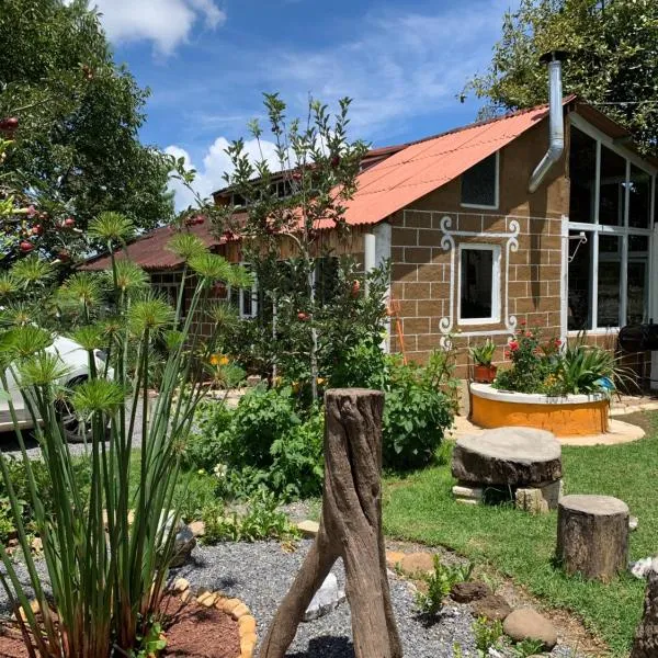 Cabañas Los Abuelos,薩卡特蘭的飯店