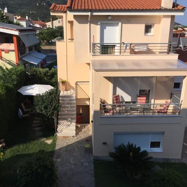 Bellart Holiday House