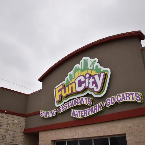 Fun City Resort Hotel、バーリントンのホテル