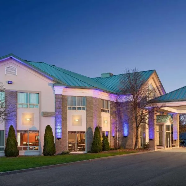 Days Inn by Wyndham Montmagny, hotel v destinaci Montmagny