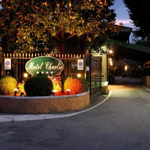 Motel Hotel Charlie, hotel v destinaci Settala