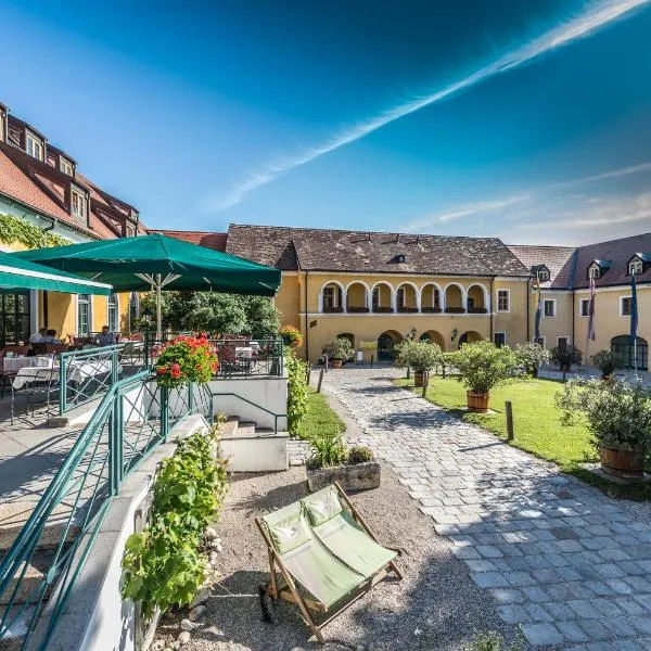 Hotel Althof Retz, хотел в Рец
