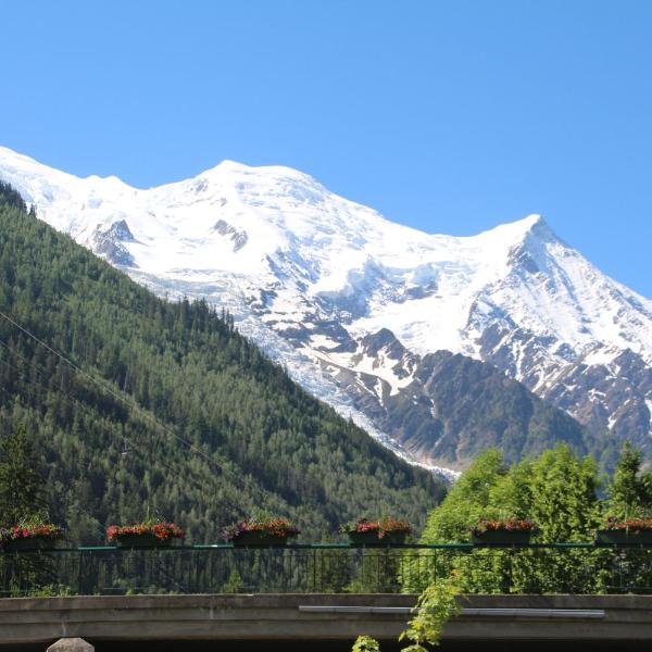 STUDIO CHAMONIX MONT-BLANC Idéalement situé