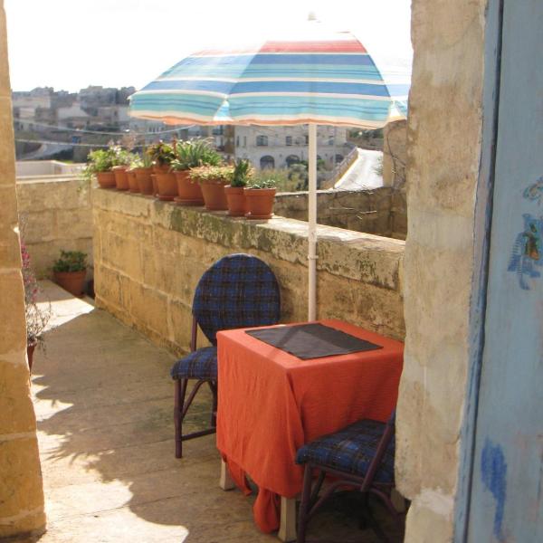 400YR Farmhouse in Xaghra Gozo - Separate Rooms