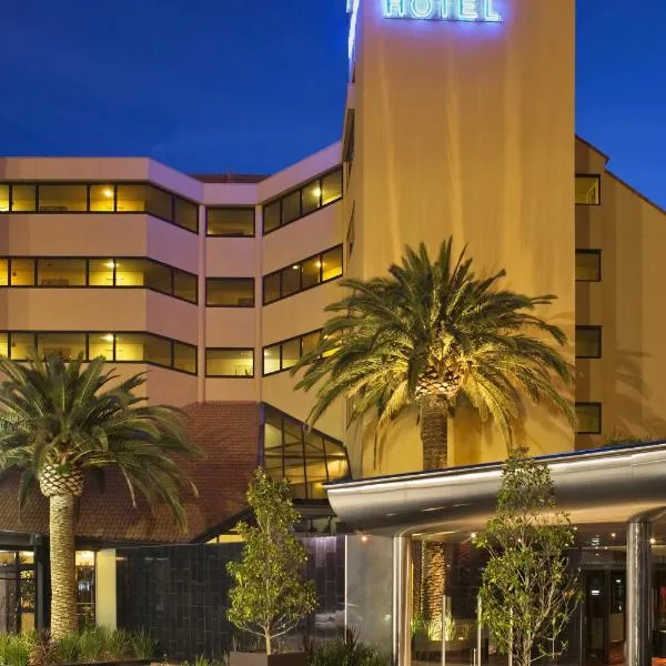 Lakes Hotel, hotel in Adelaide