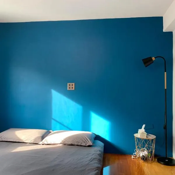 琉浪潛水背包客棧 Drift Diving Hostel، فندق في شياوليوكيو