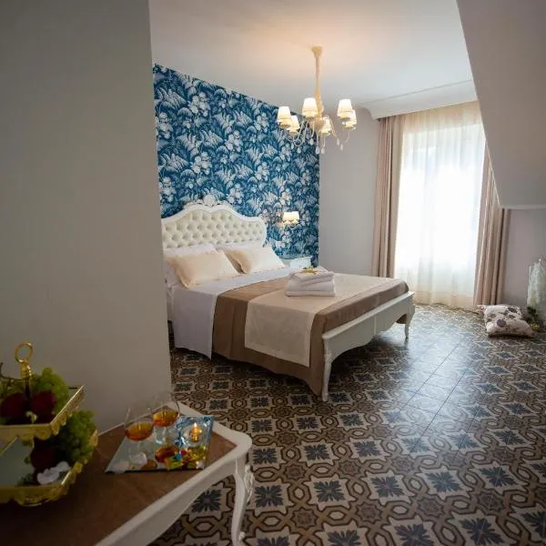 Sui Generis Tropea Luxury Rooms, Hotel in Tropea