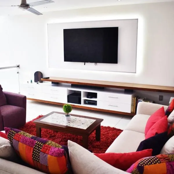 En el Centro Penthouse Lujo AC WiFi 300mbps, ξενοδοχείο στο Αγουασκαλιέντες