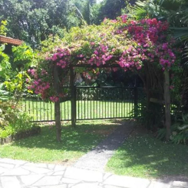 Waters Edge B&B, hotel en Kaitaia