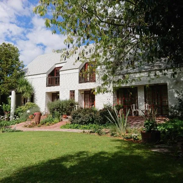 The Fairway Guesthouse Senekal โรงแรมในSenekal