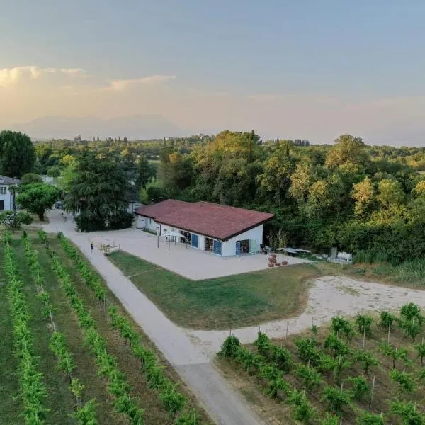 Agriturismo il Rovere, hotell sihtkohas Lonato del Garda