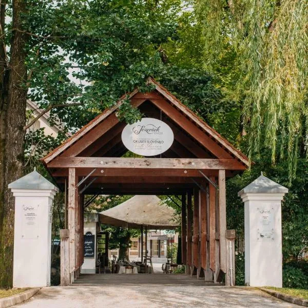 Hotel Dvor Jezersek Brnik, hotel v destinaci Cerklje na Gorenjskem