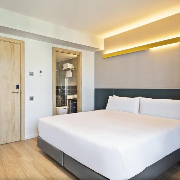 Hotel Brick Barcelona, Barcelona