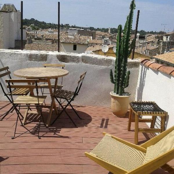 Appartement avec terrasse panoramique au coeur de Nîmes