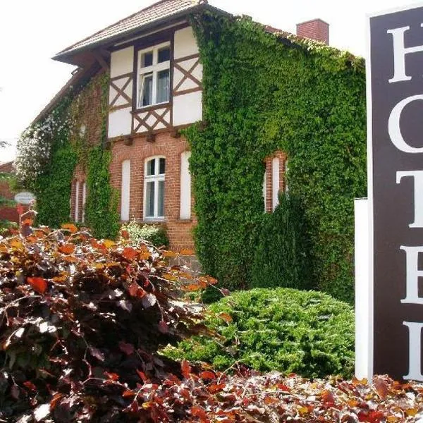 Hotel Sankt Georg, ξενοδοχείο σε Neubrandenburg