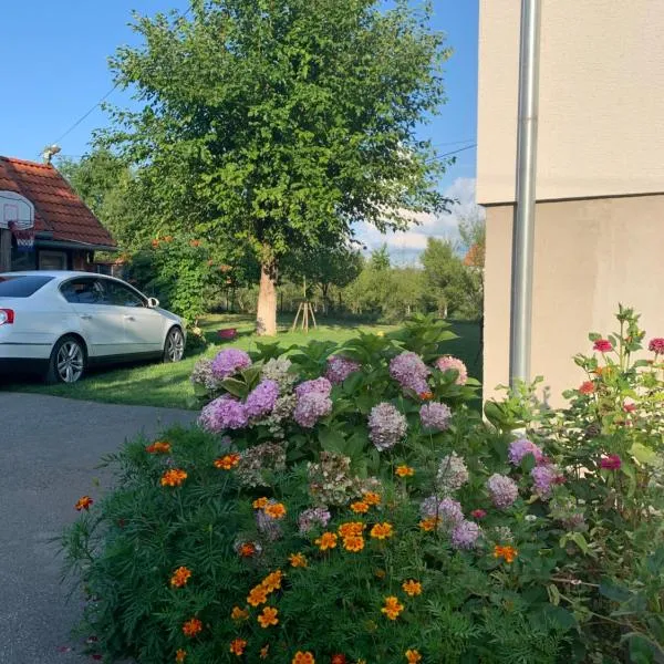 Apartman MAURO, hotell sihtkohas Rakovica