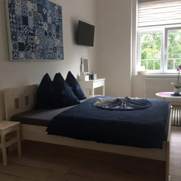 Apartmán nad Imperiálem, готель у Карлових Варах