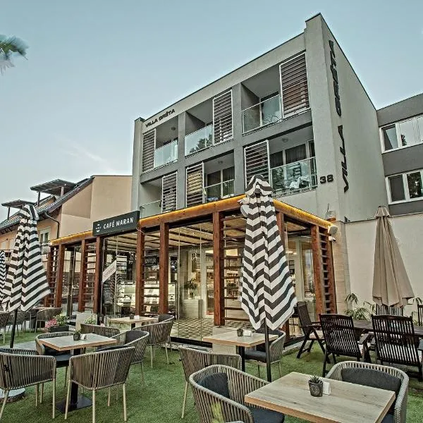 Villa Gréta, hotel in Siófok