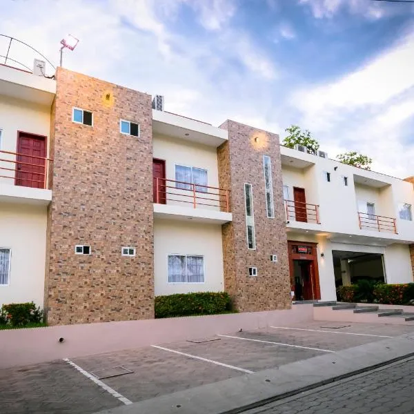 Hotel Mediterraneo Inn, hotel in Santa Rosa de Lima