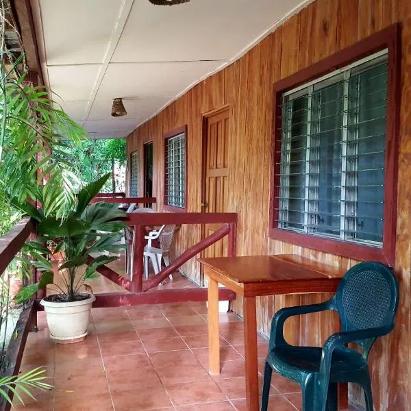 Guest house Posada Ixchel, hotell sihtkohas El Remate