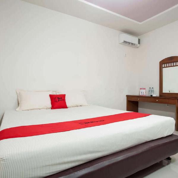 RedDoorz @ Panglima Sudirman