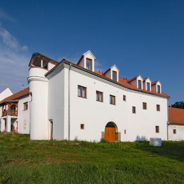 Residence Tvrz Skočice