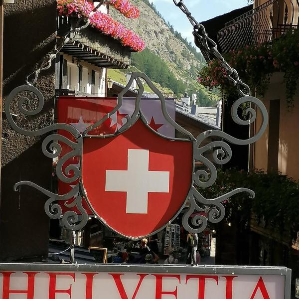 Petit Helvetia Budget Hotel, Zermatt