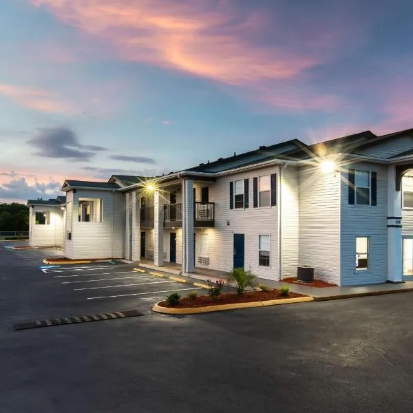 Studio 6-Greenville, SC - I-85 Near Downtown, khách sạn ở Greenville