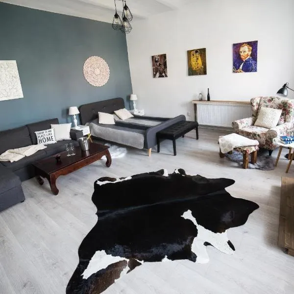 Ultra central apartment, hotel i Cluj-Napoca