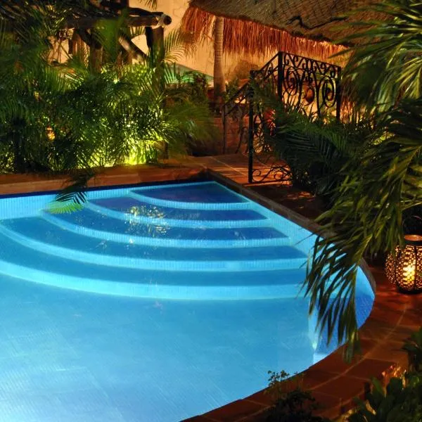La Pasion Colonial Hotel Boutique By Bunik, מלון בפלאייה דל כרמן