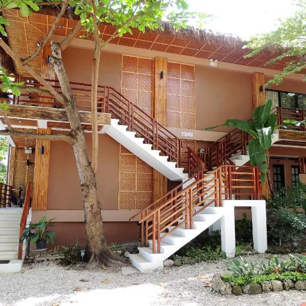 AJ's Place Beach Resort, hotel in Oslob