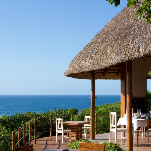 Dunes de Dovela eco-lodge, Chefe Chume