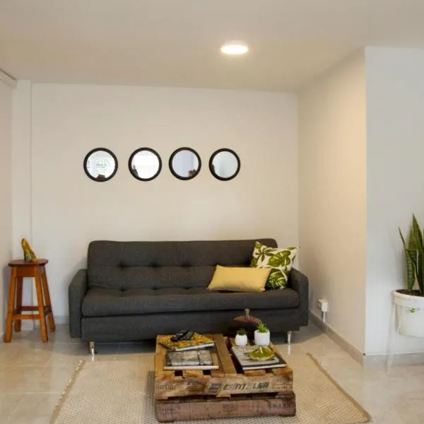 Home Aris Apartments 201, hotel in Medellín
