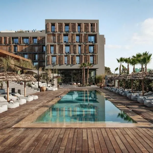 OKU Ibiza, hotel v destinaci San Antonio