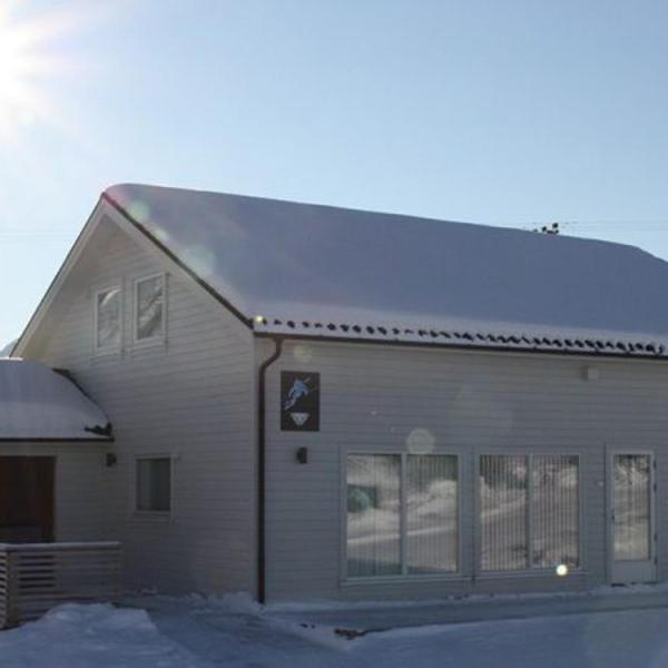 Lyngsalpan Cruise Lodge - Lenangstinden