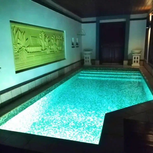 PORT DICKSON PRIVATE POOL VILLA WATER CHALET, hotell sihtkohas Port Dickson