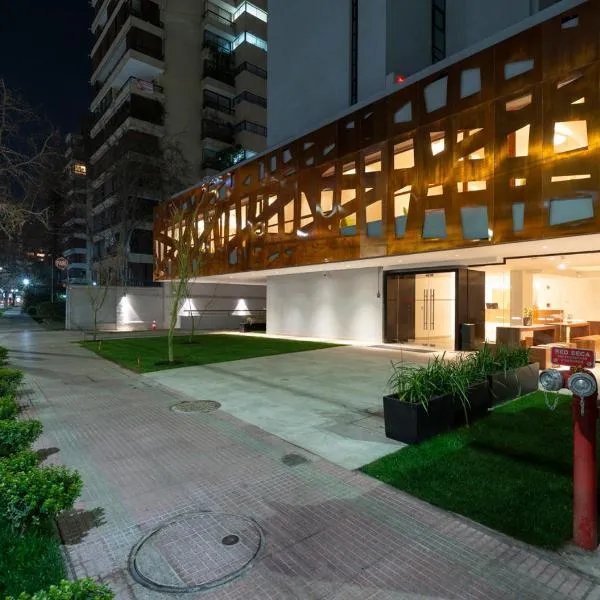 45 by Director, hotel in Santiago