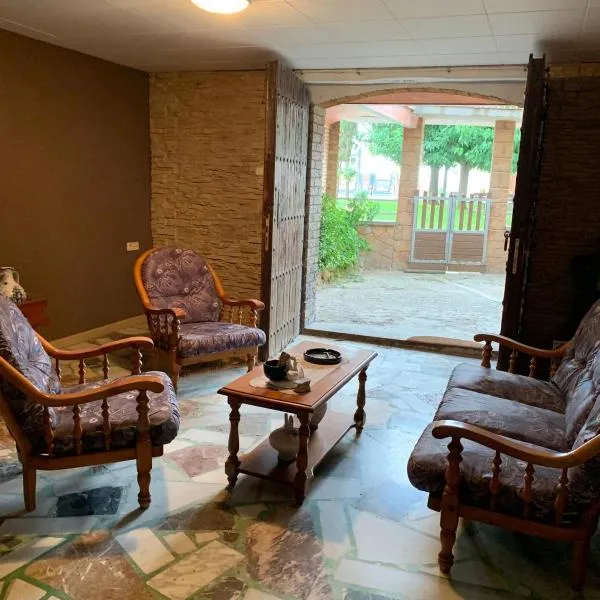 CAL GUINEU, hotel a Vallfogona de Balaguer