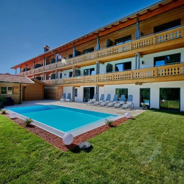 Landhotel Moorhof, Hotel in Neuschönau