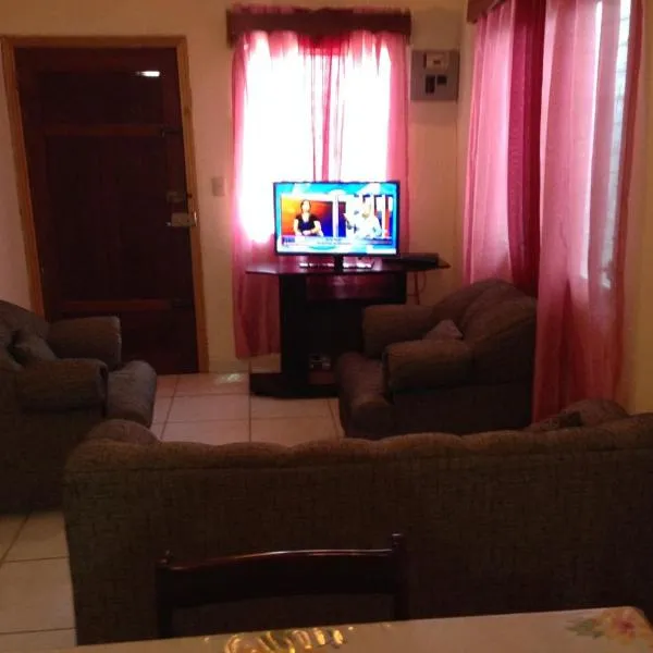 Elizabeth Enchantments, hotel in La Ceiba