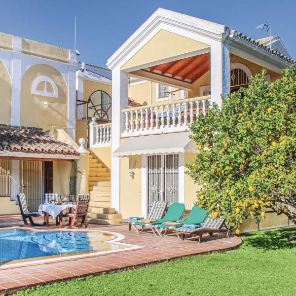 Stunning Home In Marbella With Wifi
