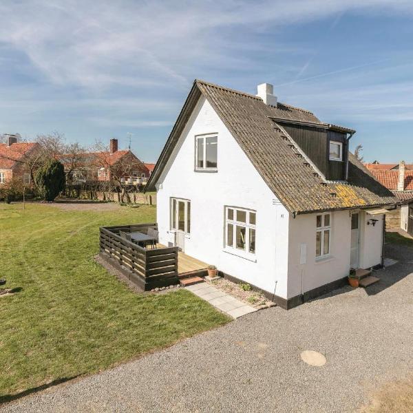 2 Bedroom Cozy Home In Gudhjem