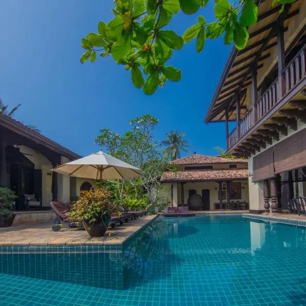 Sergeant House Boutique Villa & Private Beach, hotel v destinaci Unawatuna
