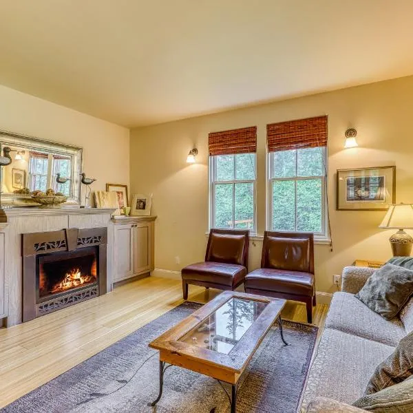 3 Bed 3 Bath Vacation home in Eastsound, hôtel à Eastsound