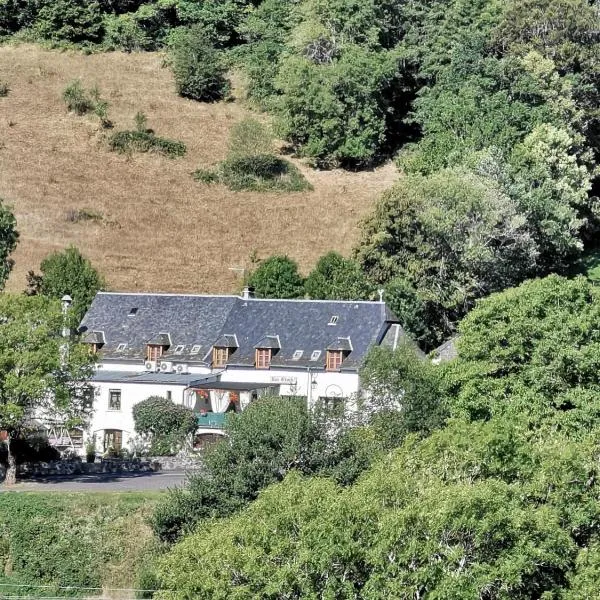 Hotel bar b'rock, hotel en Saint-Martin-sous-Vigouroux