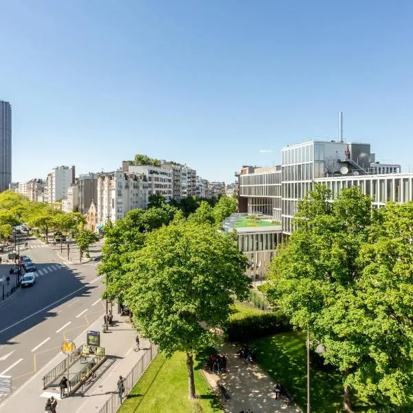 Cozy Studio With Amazing View, hotel in Parijs
