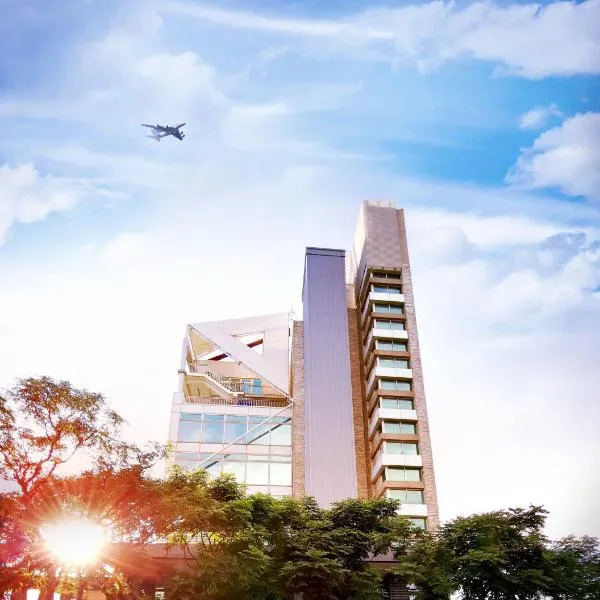 Bluewater Hotel Xpark Gloria Outlets Taoyuan Baseball Stadium, ξενοδοχείο σε Dayuan