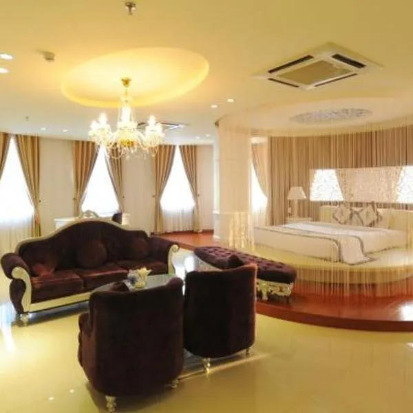 Viet Uc Hotel, hotel v destinaci Ben Tre