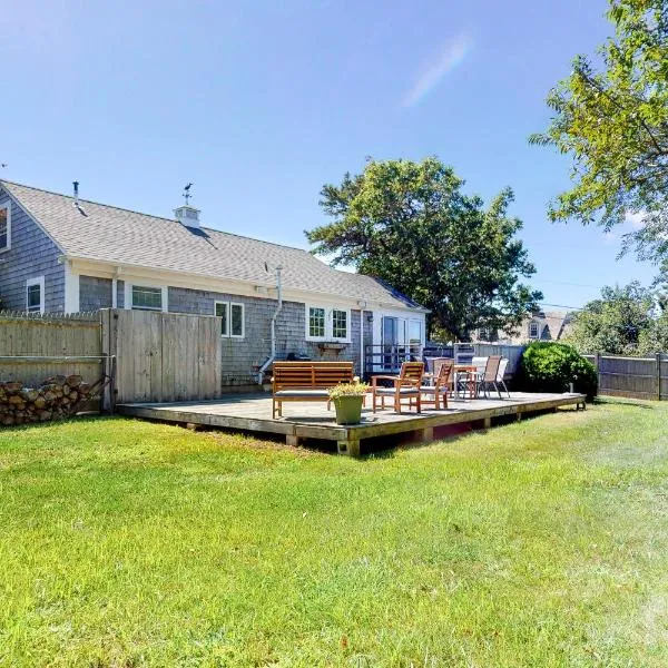 Lucky Number Seven, Hotel in Chatham